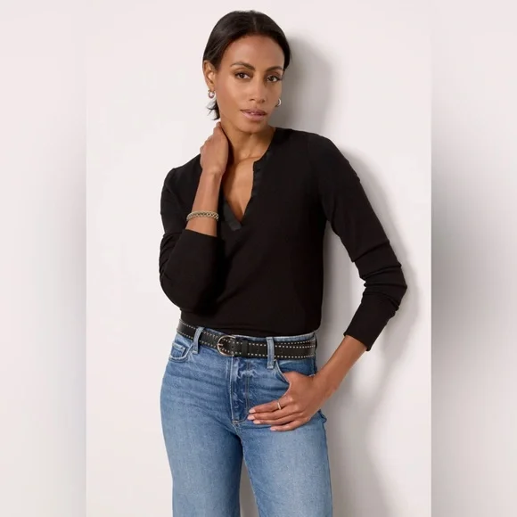 Evereve Beau Split Neck Tee Sz Small - Picture 1 of 6